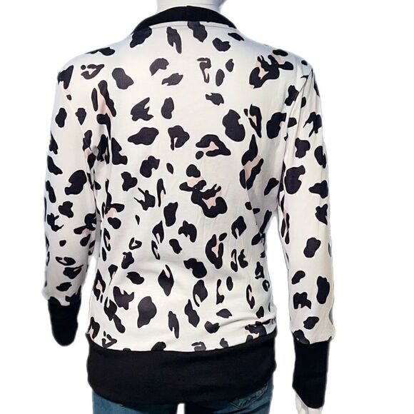 Leopard Print Snap Cardigan - Picture 6 of 11